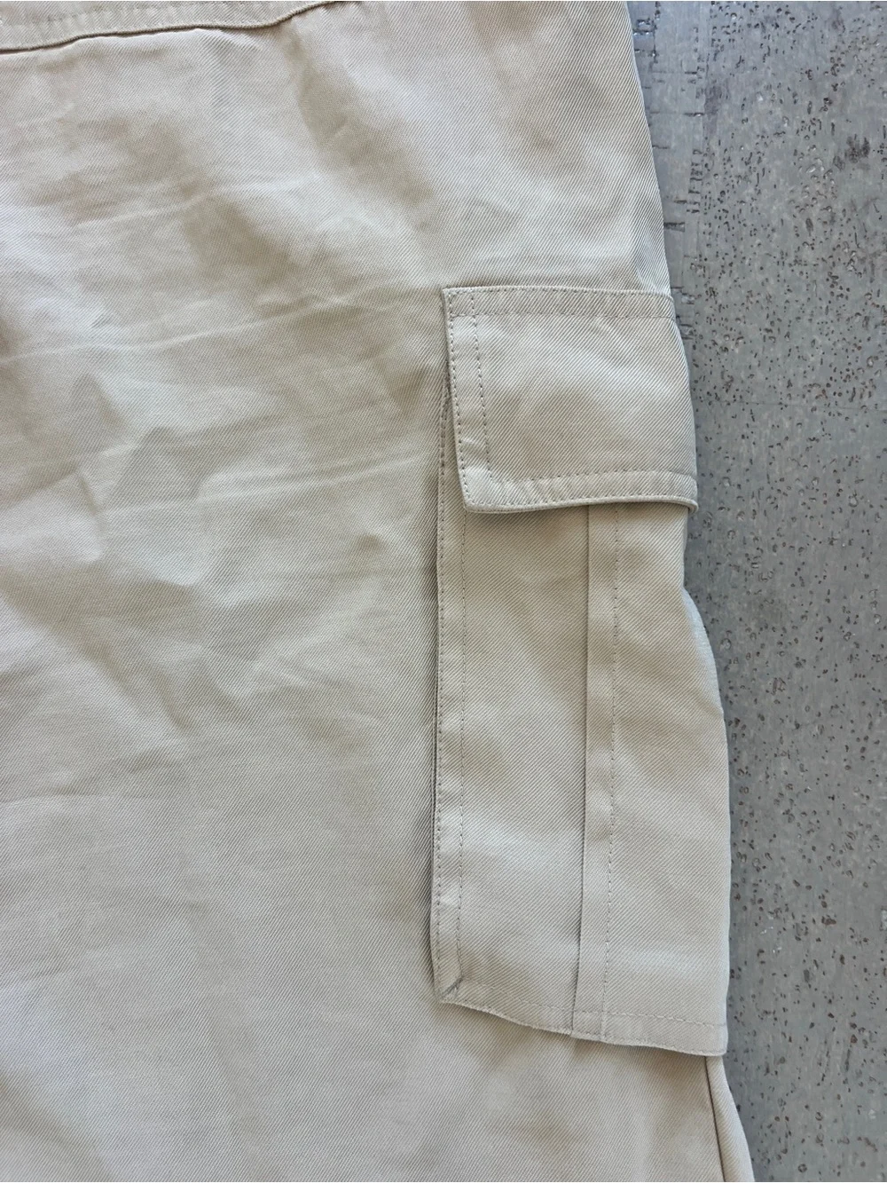 Sanctuary Cargo Jogger Pants Women’s Size 30 Cream Utility Elastic Waist Ankle